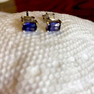 Mexican Tanzanite and sterling silver earrings new